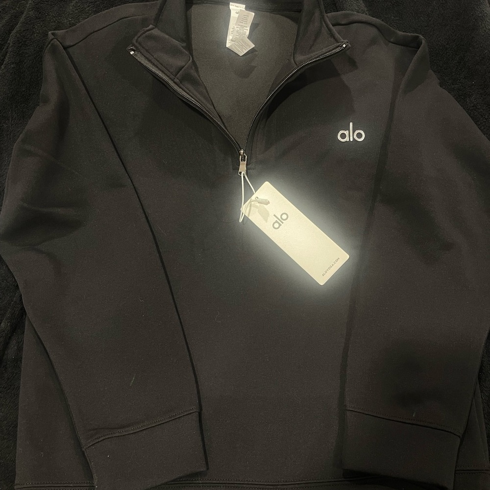 ALO Yoga Men's Dark Zip-Up Sweater